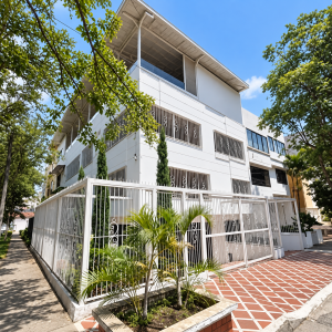 Edificio San Luis – Apartamentos y Garajes